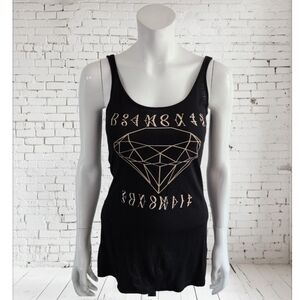 💥Sale💥 Divided black Diamond reflection Witchy Goth tank top,size S